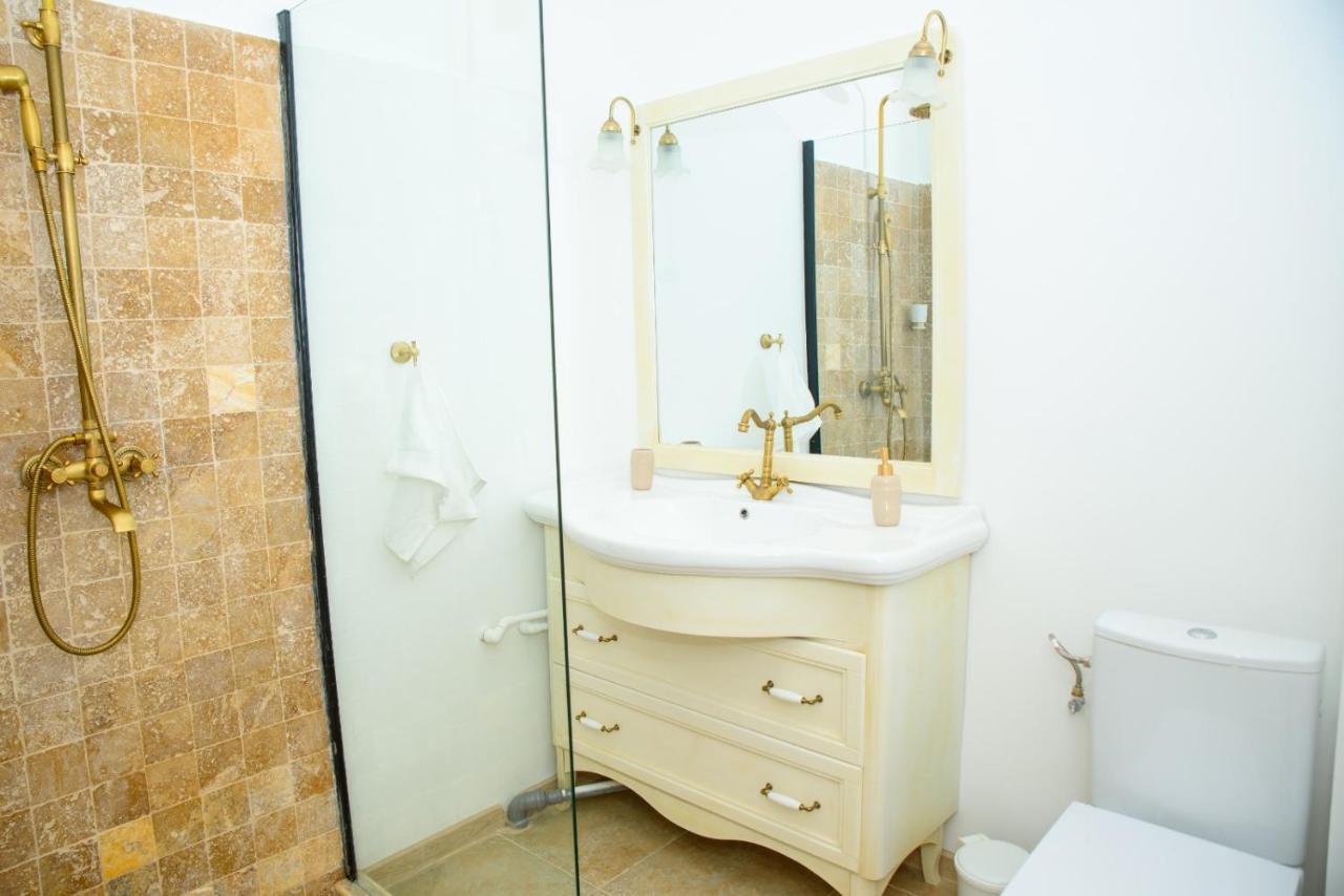 Bistro Centru Vechi Craiova Hotel Kültér fotó