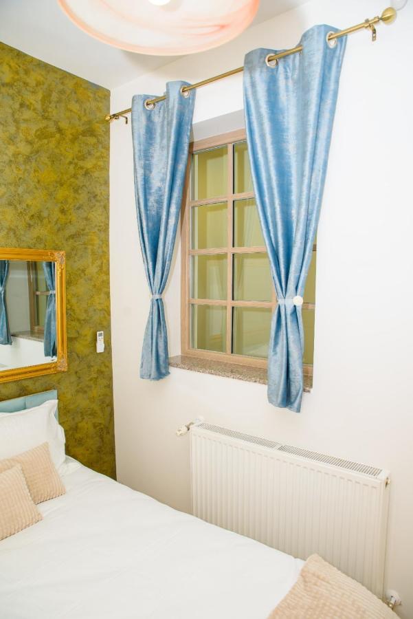 Bistro Centru Vechi Craiova Hotel Kültér fotó